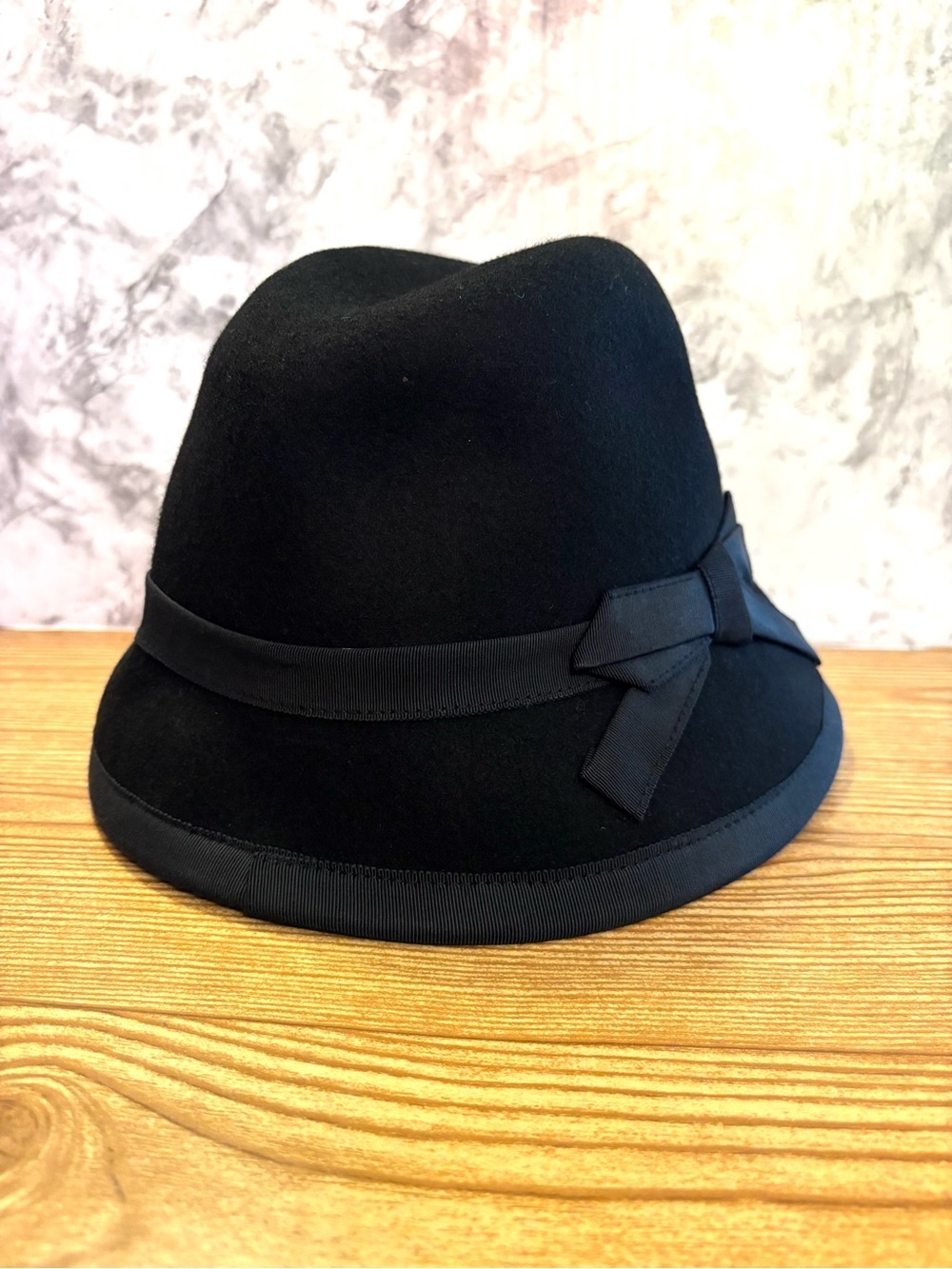 Vintage 100% Wool Felt Black Cloche Hat Ribbon Bow